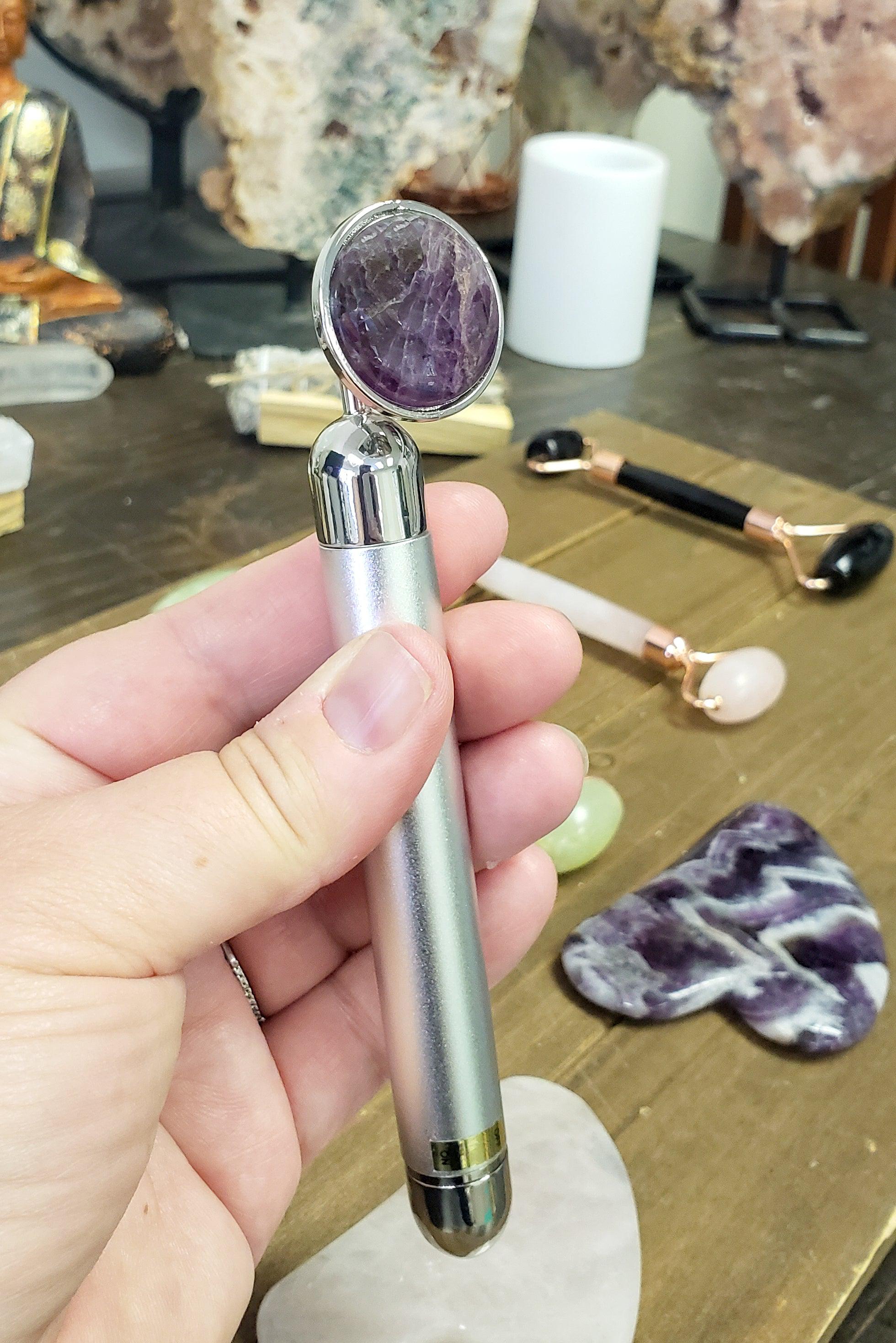 Amethyst Vibrating Facial Massager by Whyte Quartz