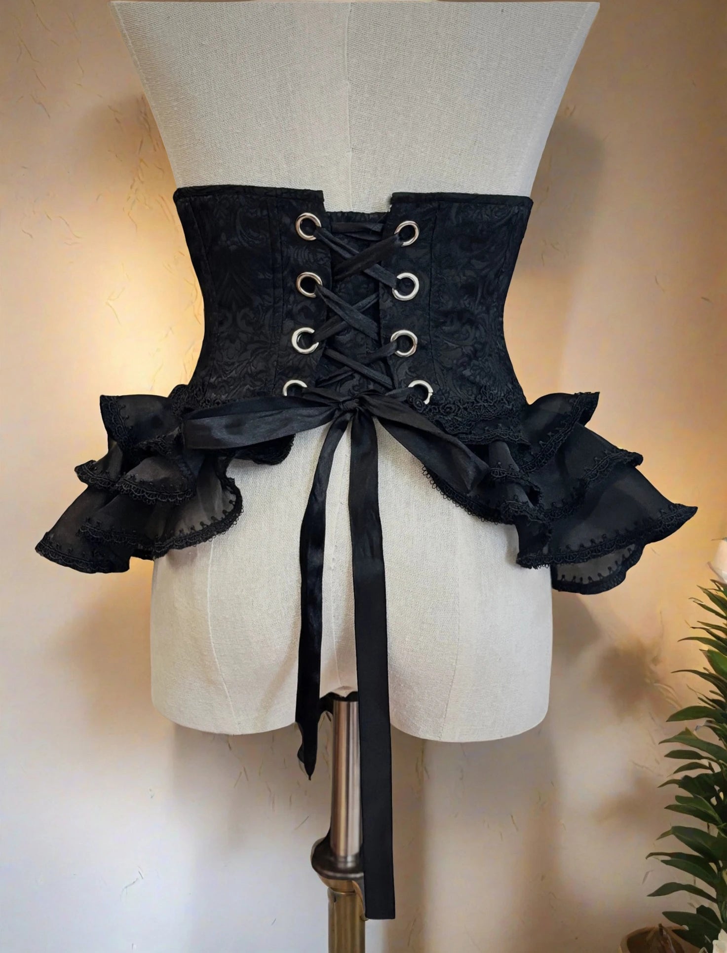 Women Fancy Corset Bustier Underbust Waist Trainer Lace Up Boned Vintage Printed Bodice Lace Ruffles Costume With 3 Metal Buckle