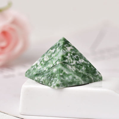 Natural Fluorite Crystal Pyramid Quartz Healing Stone